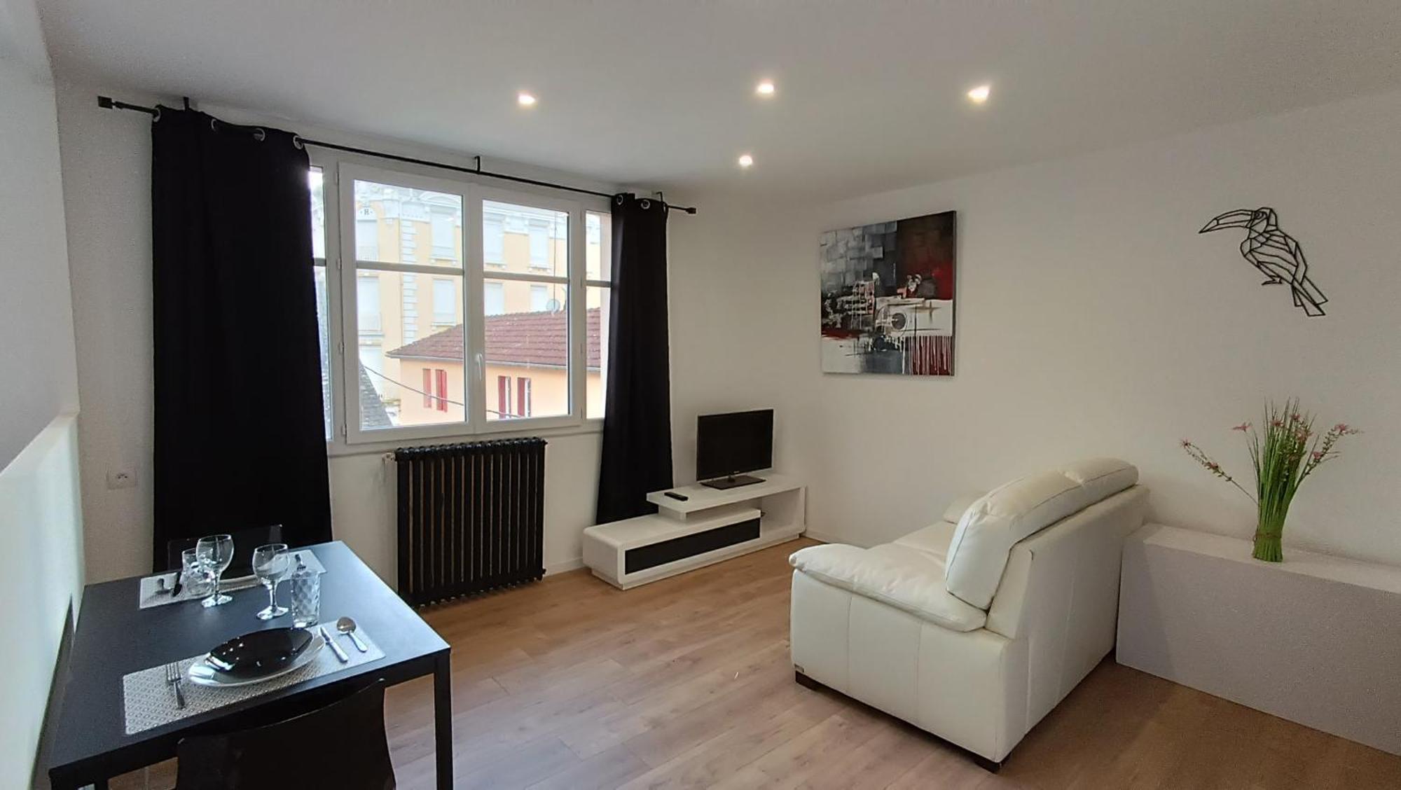 Foucault - Appartements - Au Coeur De Lourdes Exterior photo