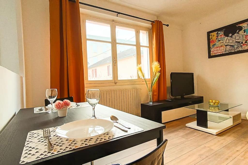 Foucault - Appartements - Au Coeur De Lourdes Exterior photo
